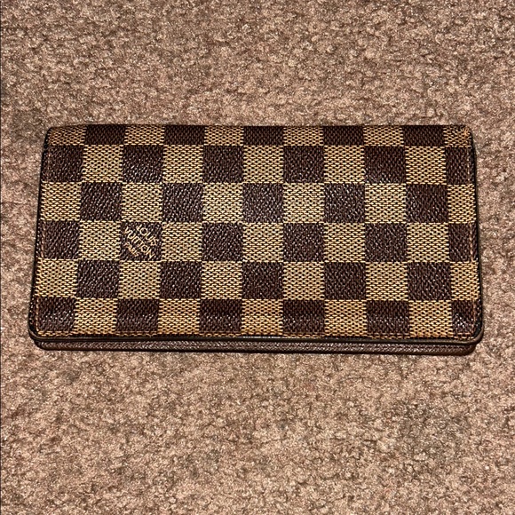 Louis Vuitton Handbags - Authentic Louis Vuitton Damier Bi-fold Long Wallet in Good Pre-loved Condition